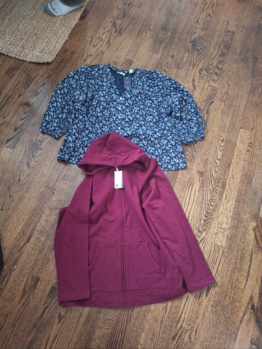 Womens X-Large Shirt Bundle.